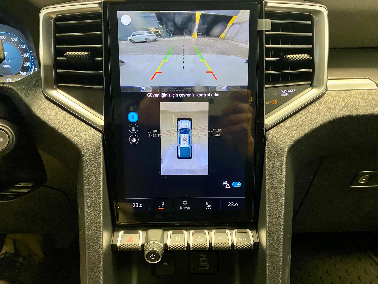 VOLKSWAGEN AMAROK 24